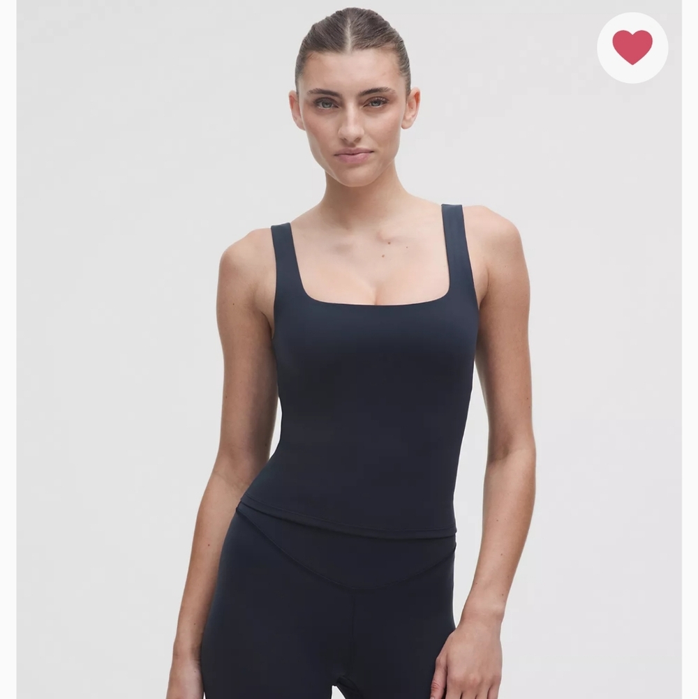 ISO: Wunder Under SmoothCover Tank Top *Light Support, A/B Cup
